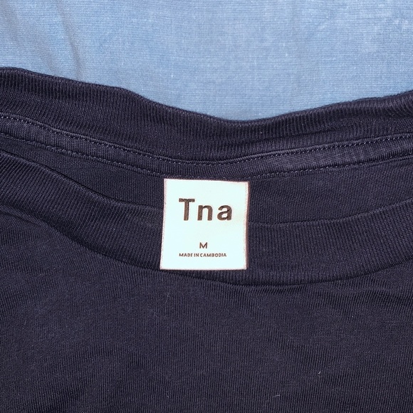 Aritzia TNA Striped Crop Long-Sleeve Shirt - Picture 4 of 4